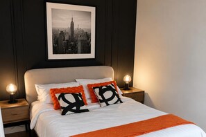 2 bedrooms, WiFi (free), bed sheets