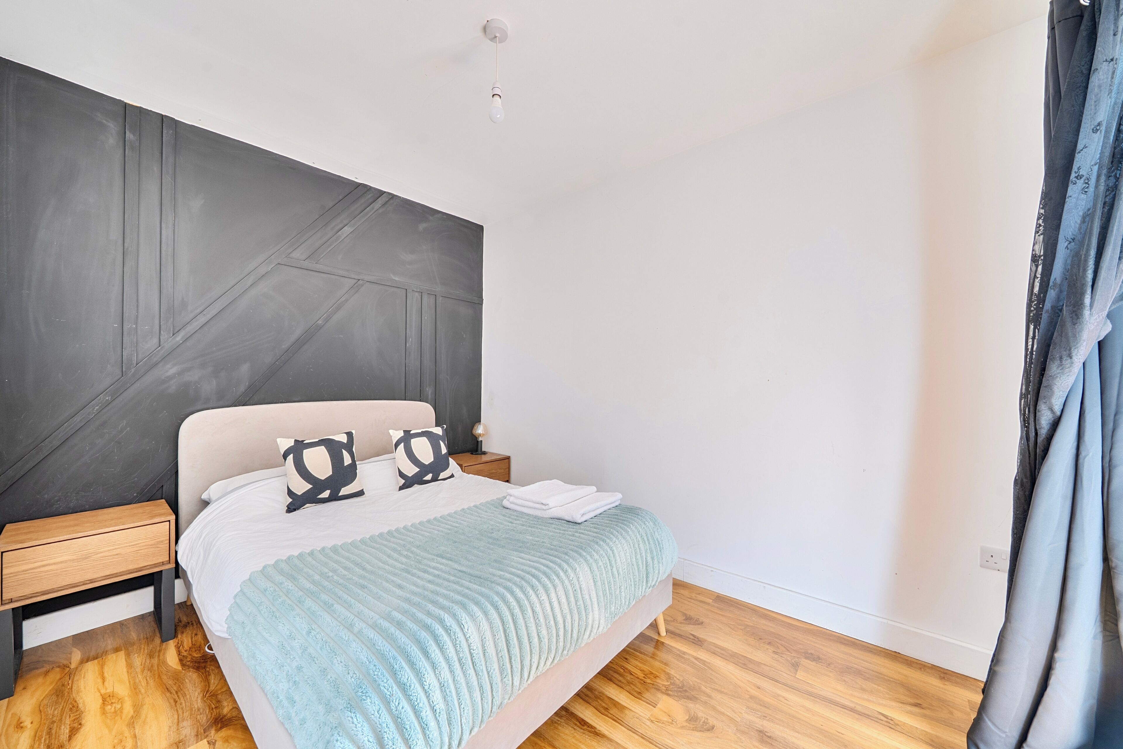 2 bedrooms, WiFi (free), bed sheets