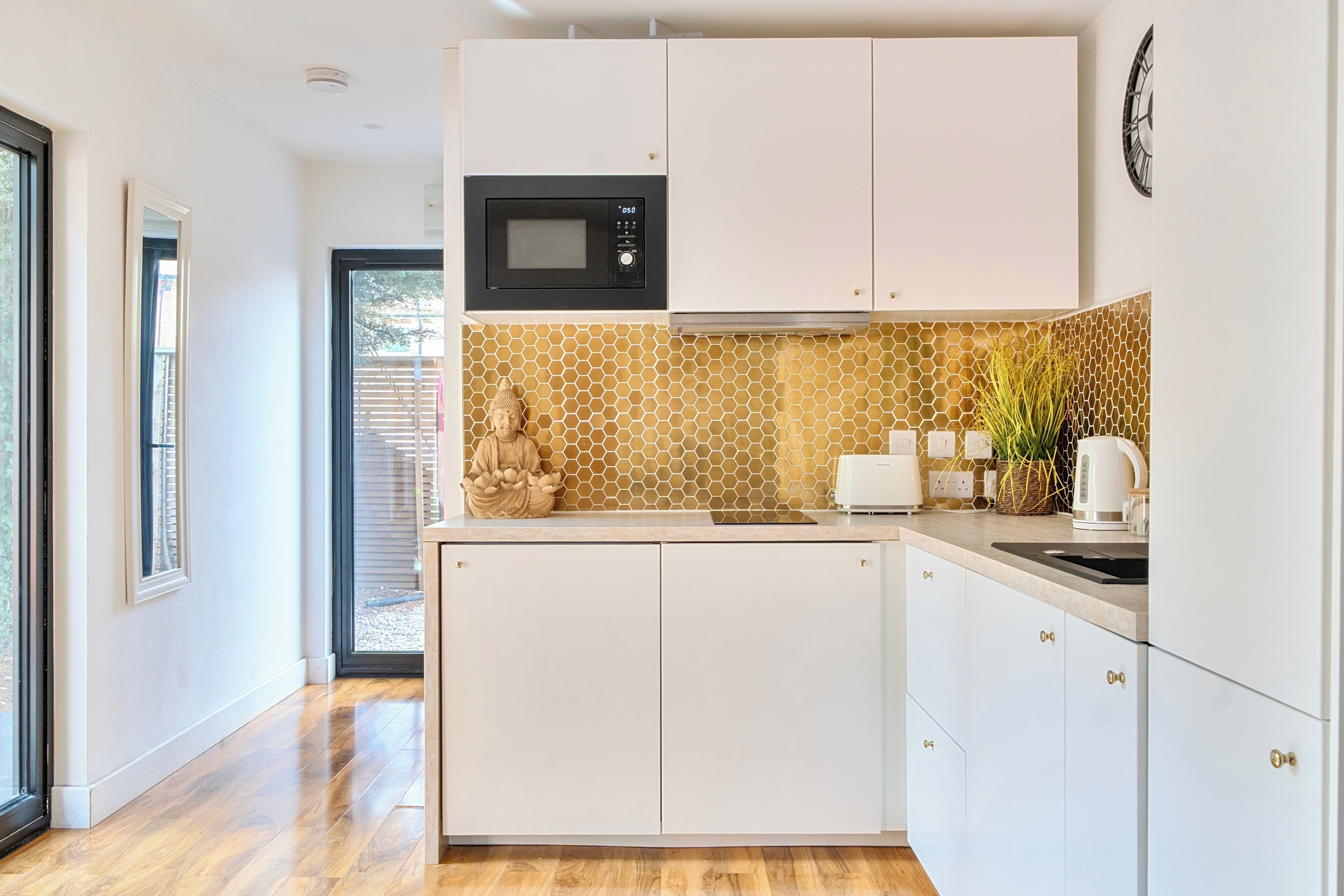Fridge, microwave, stovetop, electric kettle