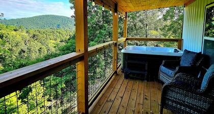 Southern Charm private 22 acre farm Highland Cows, fallow deer, sheep and more