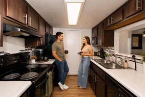 Fridge, microwave, oven, stovetop - Tempe 2BR | Resort Pool, Spa & Gym (Tempe)