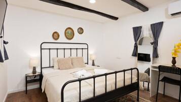 1 bedroom, iron/ironing board, Internet, bed sheets
