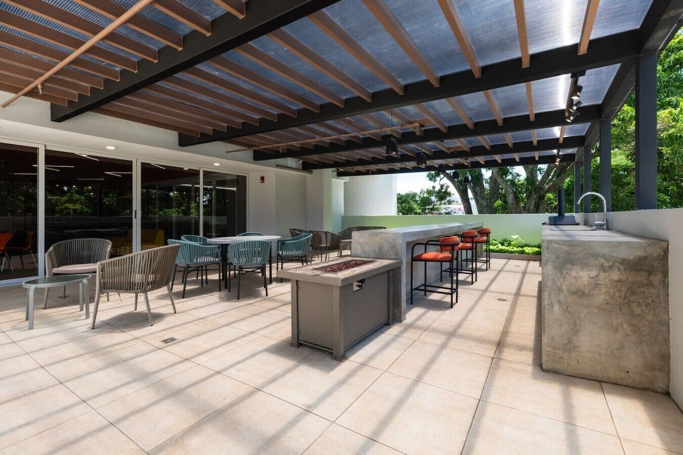 Outdoor dining