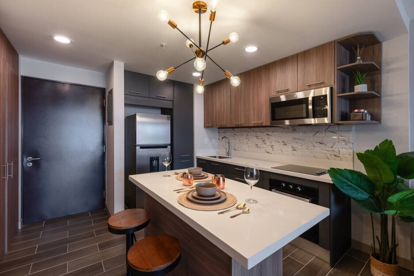 Fridge, microwave, coffee/tea maker, toaster
