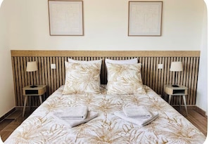 3 Schlafzimmer, Bügeleisen/Bügelbrett, Internetzugang, Bettwäsche