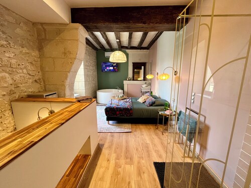A romantic getaway and ancient stones - CLIM - BALNEO - SAUNA - castle tours