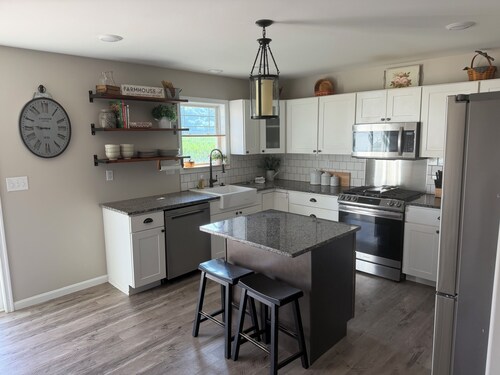 New Listing/August Availability 3BR Home off of RT 9 - 10 miles to Lewes Beach!