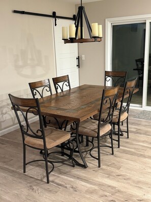 Dining - Charming 3 Bedroom  Home located between favorite Delaware vacation spots! (Georgetown)