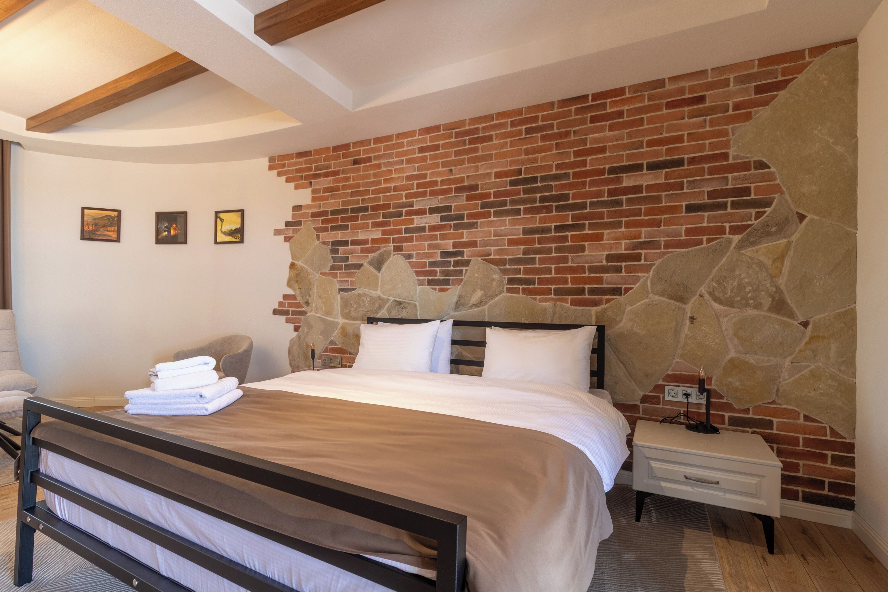 Superior Double Room | In-room safe, free WiFi