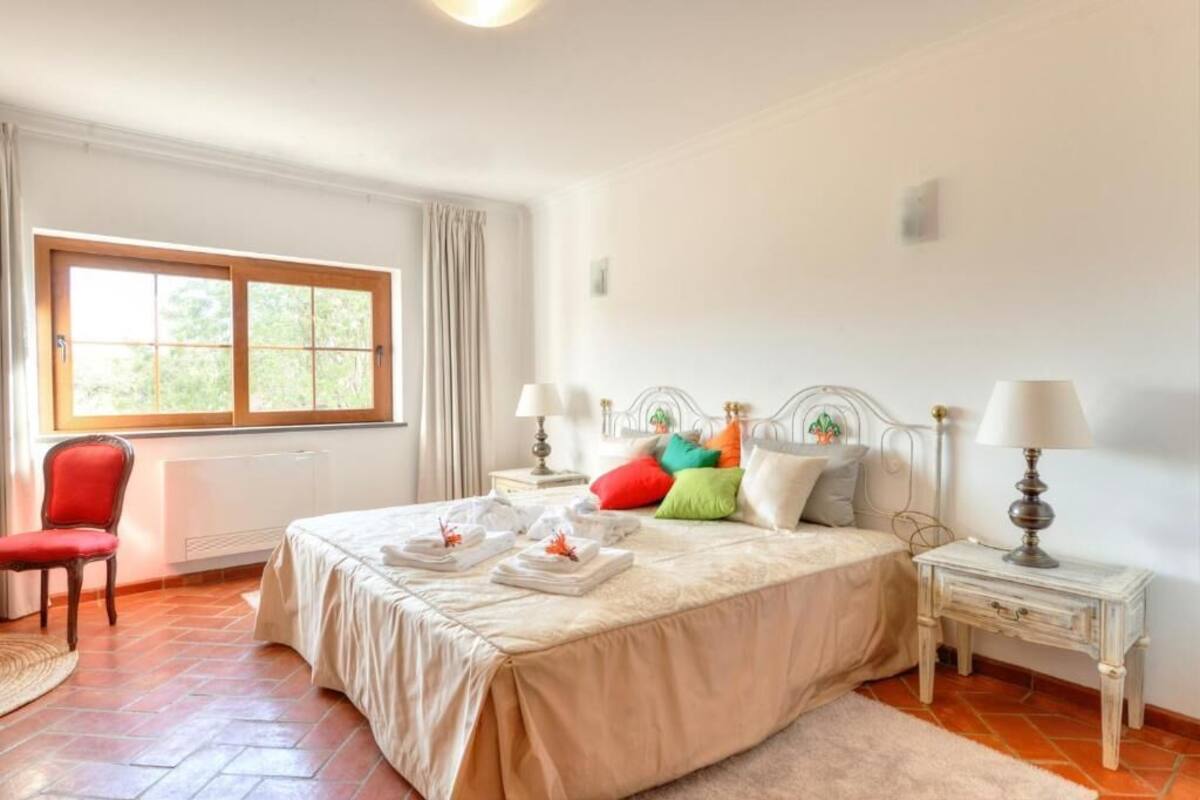 Suite Standard, service de ménage, vue jardin | Espace de travail pour ordinateur portable, Wi-Fi gratuit