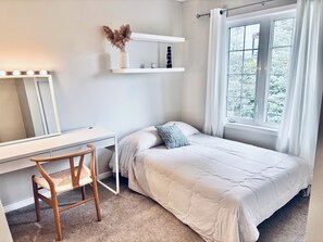 3 bedrooms, WiFi - Premium 3BR Oakville /Pool, Gym and parking, close to all HWYS & shops (Oakville)