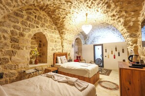 Biancheria da letto di alta qualità, una cassaforte in camera