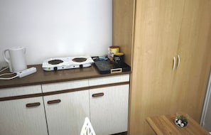 Interior - Stay in Dunkirk: Room Near Malo Beach and Shops (Dunkerque)