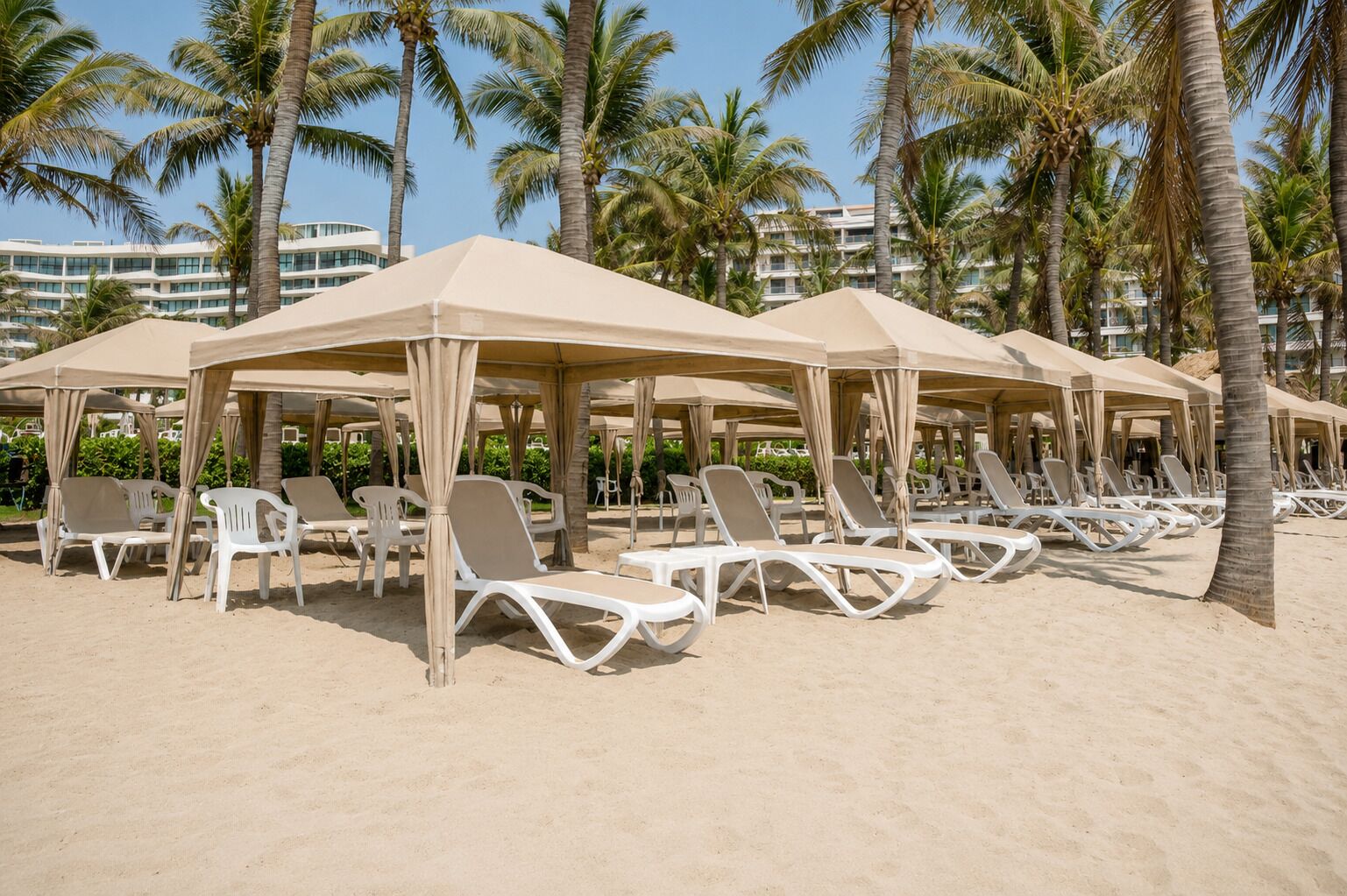 Loft Deluxe, balcone, vista piscina | Spiaggia