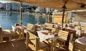 Servei de restauració a l'aire lliure