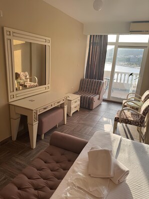 Living area - Hotel Kuc (Bečići)