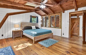 Room - Riverfront Cartecay - Hot Tub - Firepit - Tubing (Ellijay)