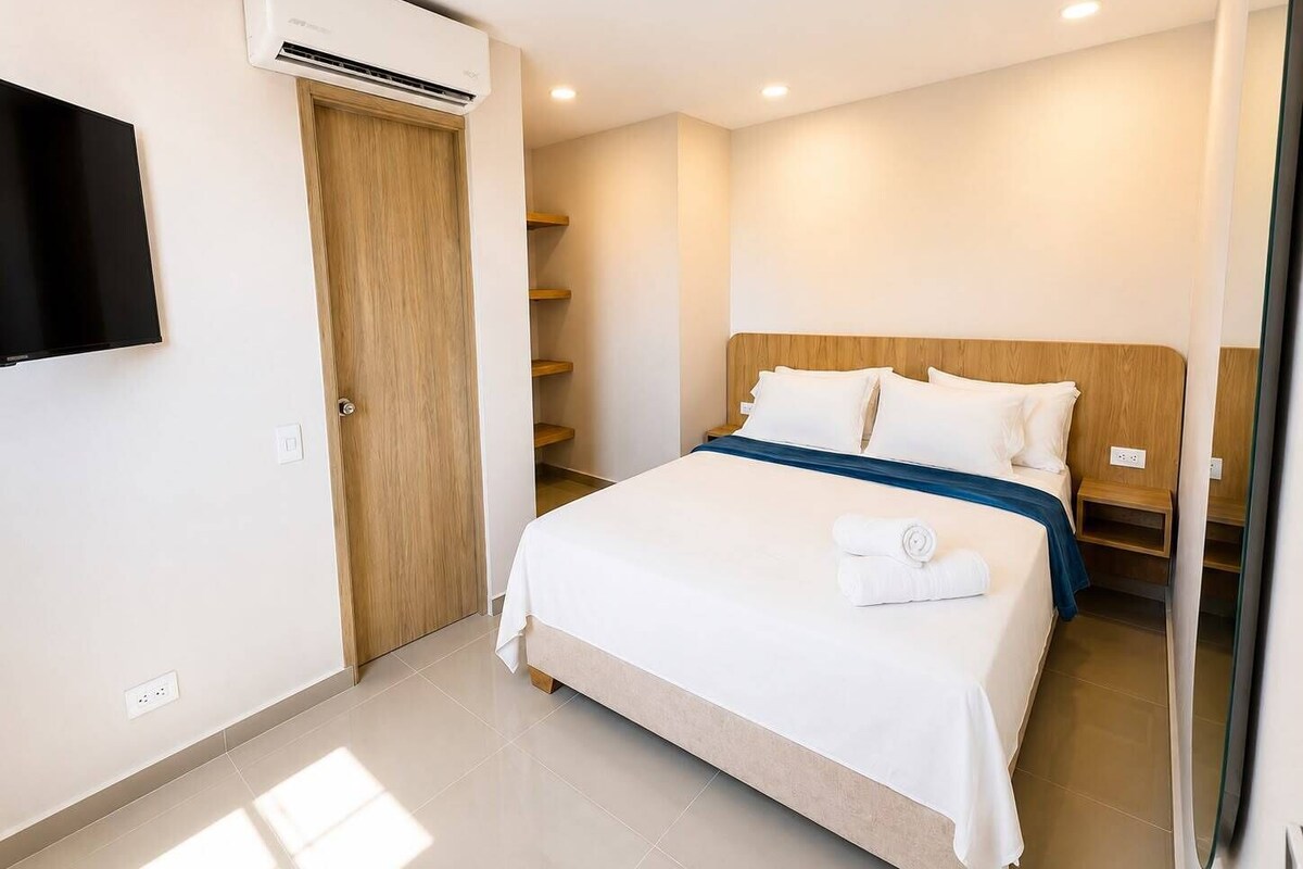 Standard-Doppelzimmer, mit Bad, Stadtblick | Hochwertige Bettwaren, Daunenbettdecken, Select-Comfort-Betten