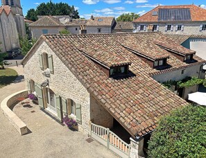 Exterior - Cozy 1-bedroom apartment in enchanting Paris with AC (Paris)