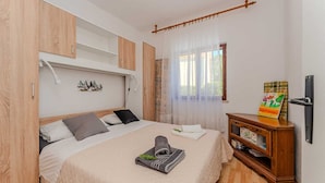 2 quartos, Wi-Fi de cortesia, roupa de cama