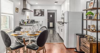 The Tiger House | 3BR Near UF & Downtown