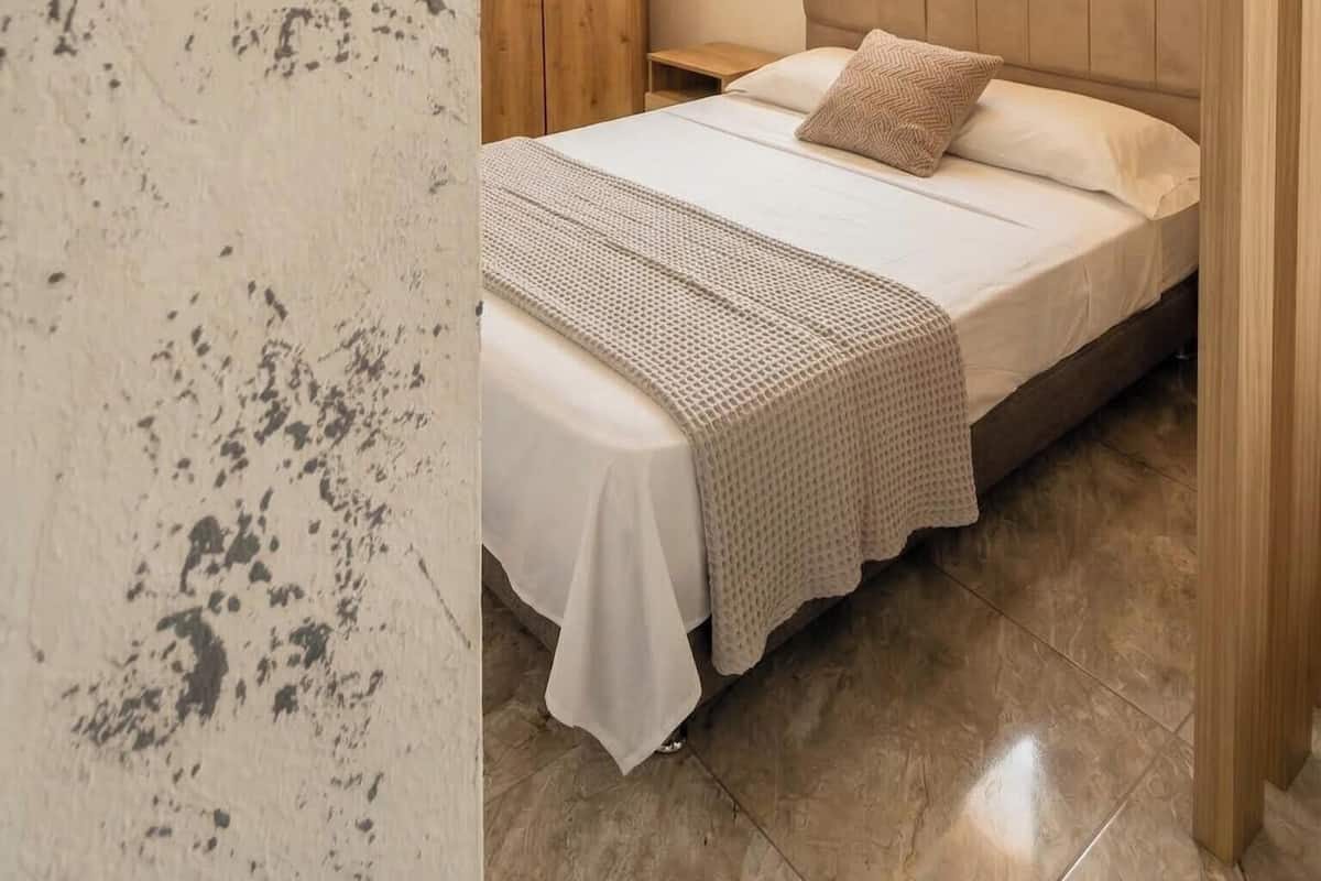 Departamento superior, varias camas, cocina | Tabla de planchar con plancha y wifi gratis