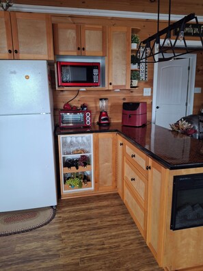 Private kitchen - "Oceanfront Cottage Rental"
 Route 235  Bonavista Bay,NL (Hodderville)