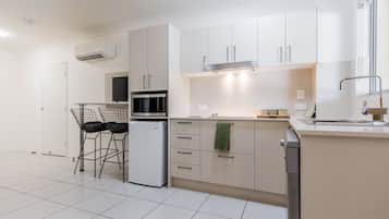 Fridge, microwave, dishwasher, toaster