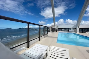 Apartment | Pool | Outdoor pool - SHB - Flat vista mar no Boqueirão (Santos)