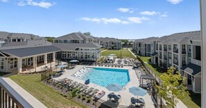 Pool - 2xKing Beds, Pool View, Gym, and More... (Mooresville)