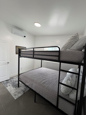 2 chambres, Wi-Fi, draps fournis