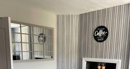 Serene 3-bedroom City Home in charming Kilkenny perfect for relaxing stays