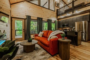 Smart-TV, Kamin, Videospiele, Tischtennisplatte