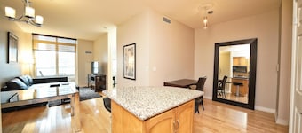 Widmer Suites Toronto