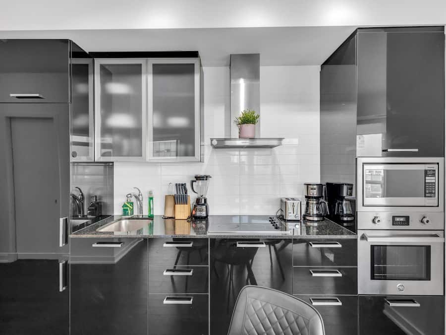 Design-Apartment, 2 Schlafzimmer, Nichtraucher, eigenes Bad | Eigene Küche | Wasserkocher mit Kaffee-/Teezubehör, großer Kühlschrank, Mikrowelle