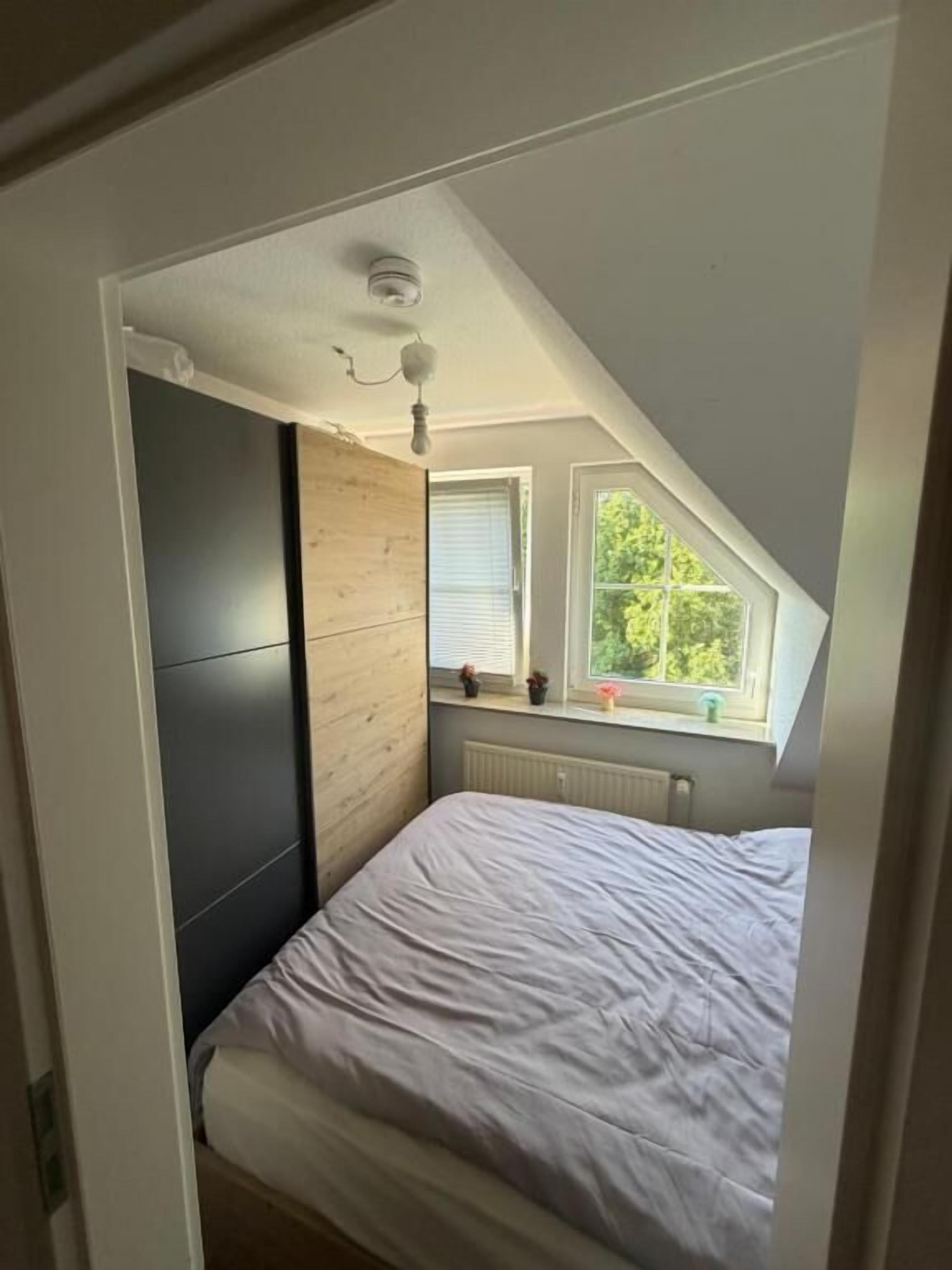 Quadruple Room, Non Smoking, Hill View | Wi-fi percuma 