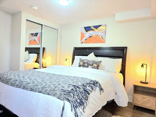 Modern 2BR Private Suite |Prime Location