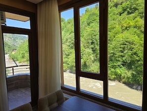 Appartement, 2 slaapkamers, balkon, uitzicht op rivier | Interieur