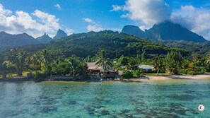 Beach - Vrbo Property (Îles du Vent)