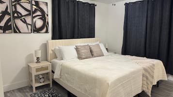 Iron/ironing board, WiFi, bed sheets