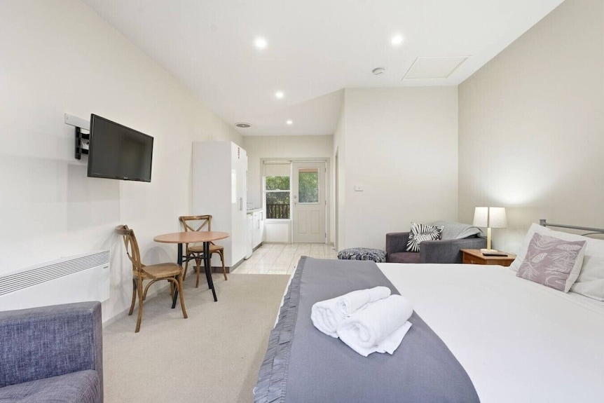 Coachmans Rest Queen Studio - Hobart