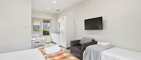 1 bedroom, iron/ironing board, travel cot, bed sheets