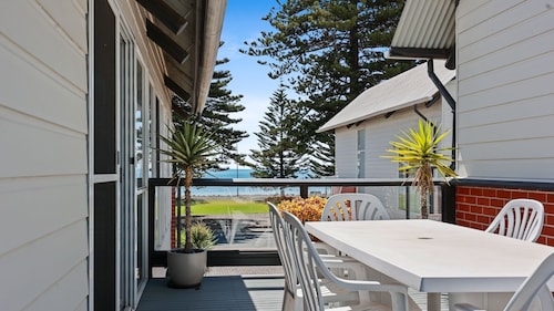 2/16 Flinders Pde, Victor Harbor