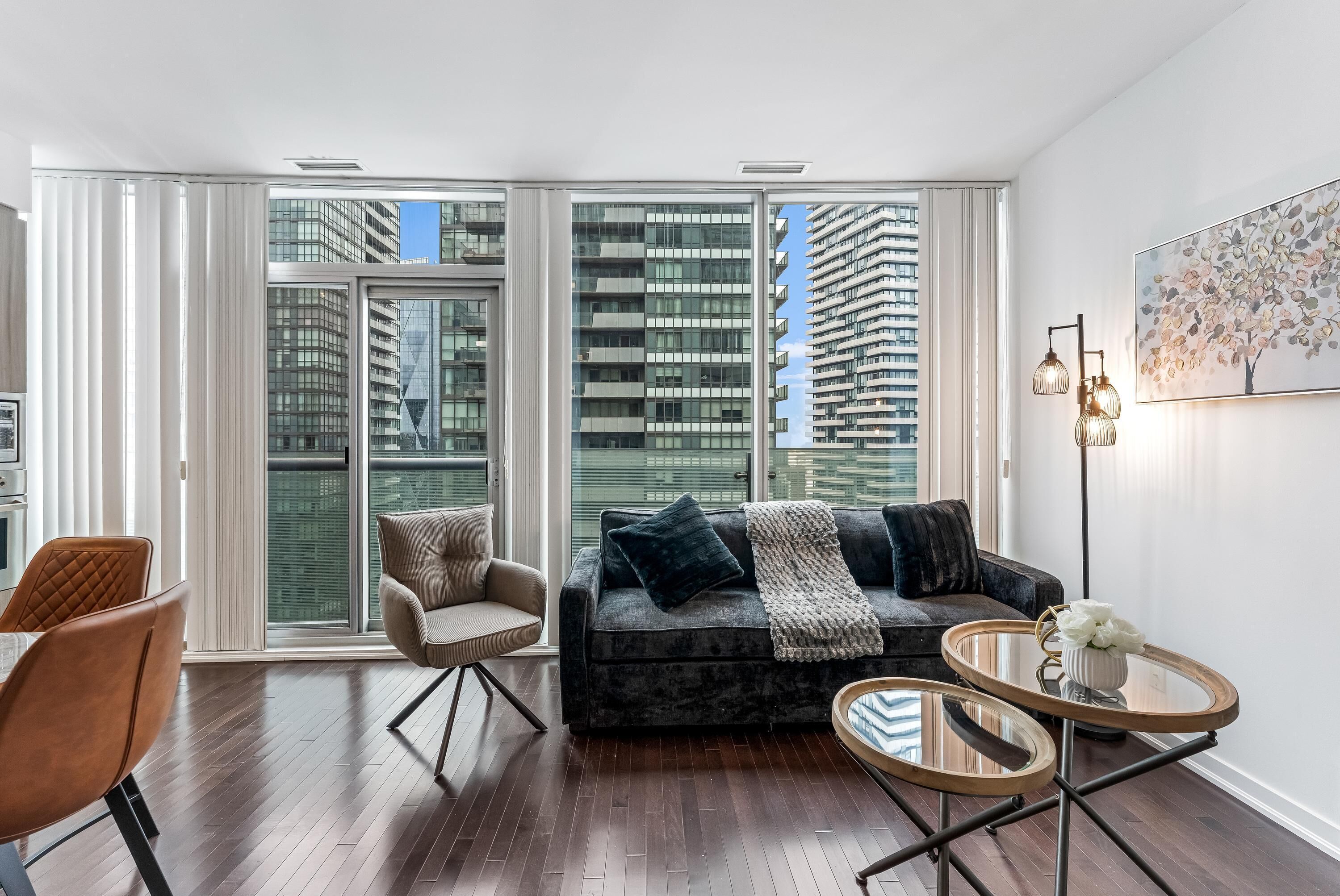 Standard Apartment, 1 Bedroom, Non Smoking | Living area | 50-inch TV with digital channels