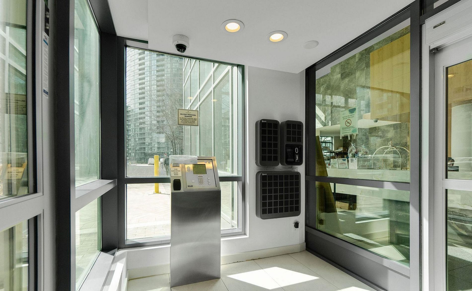 Studio | Interior
