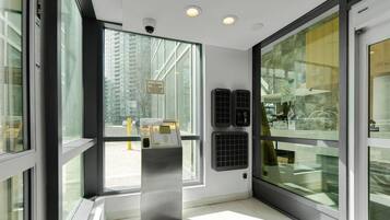 Studio | Interior