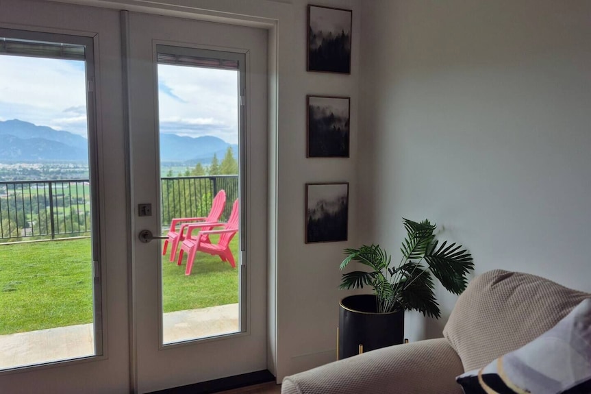 Elevated Horizon Retreat - Chilliwack