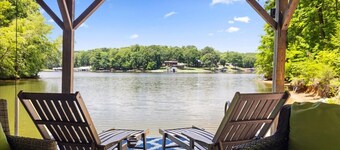Sunset Cove Stay with Hot Tub • Lakefront • Movie Room