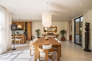 Deluxe Villa, 3 Bedrooms, Pool View | Dining room - Villa Lilou Uluwatu (Uluwatu)