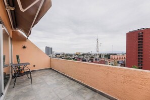 Outdoor dining - Elegant Loft Near Reforma (México D.F.)